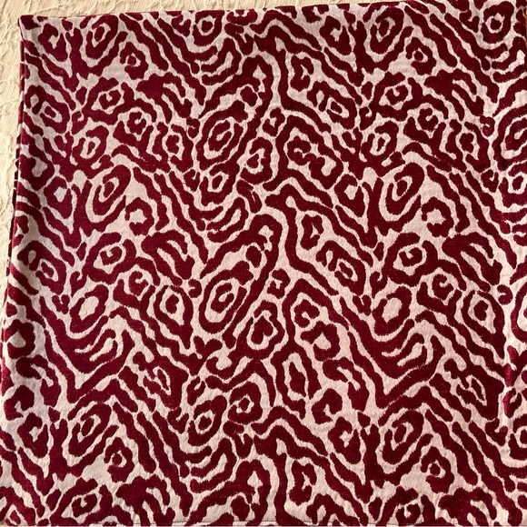 Custom Accent Pillow Cover 23.5” X 23” - Picture 4 of 5